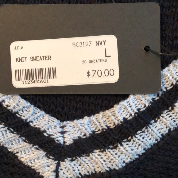 J.O.A. Los Angeles Navy Knit Sweater - Picture 4 of 6